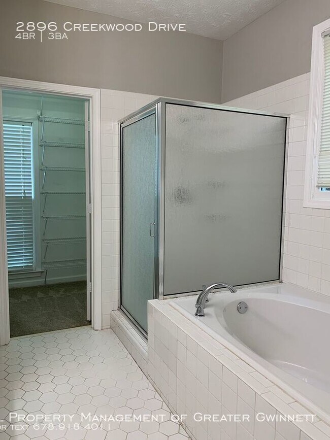 Foto del edificio - Spacious Home in Snellville