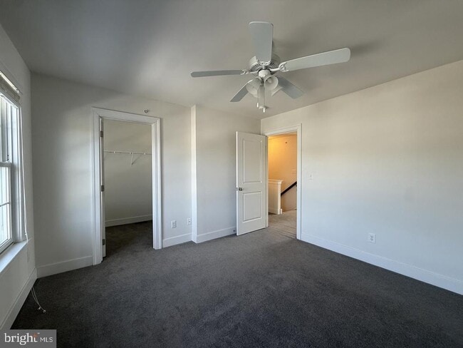 Building Photo - 602 D St