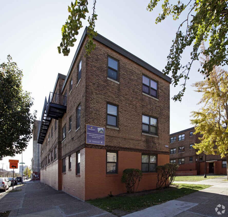Building Photo - 533 N 7th St