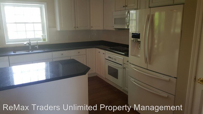 Building Photo - 4 br, 2.5 bath House - 4003 Talus Ct.