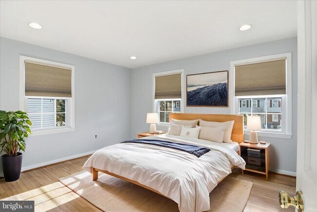 Foto del edificio - 2238 Arlington Terrace