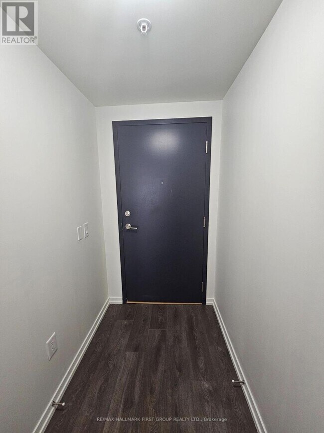 Photo du bâtiment - 3237 Bayview Ave