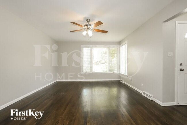 Building Photo - 3403 173rd St