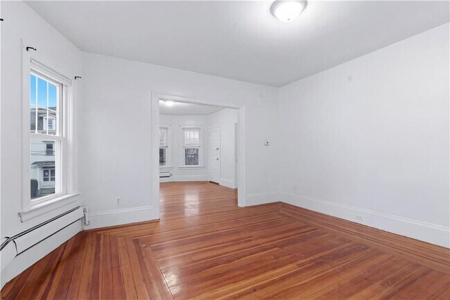 Building Photo - 63 Park Ave