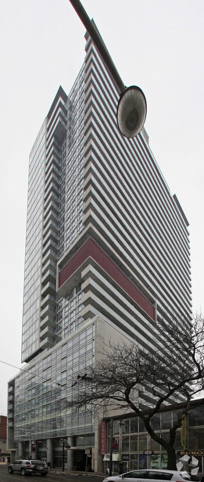 Building Photo - M5V Life
