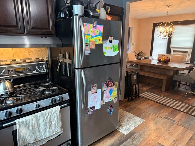 Foto del edificio - 359 Colvin Ave