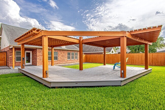 Foto del edificio - 7507 Trail Hollow