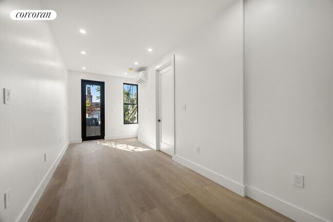 Foto del edificio - 266 Stagg St