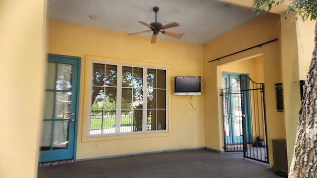 Building Photo - 510 Annaberg Dr