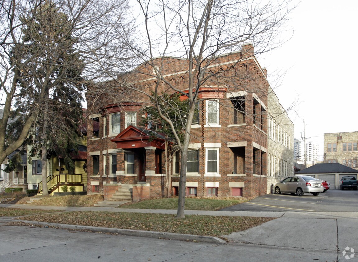 Foto principal - 1630 N Humboldt Ave