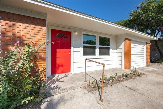 Building Photo - 103 Hillcrest Dr