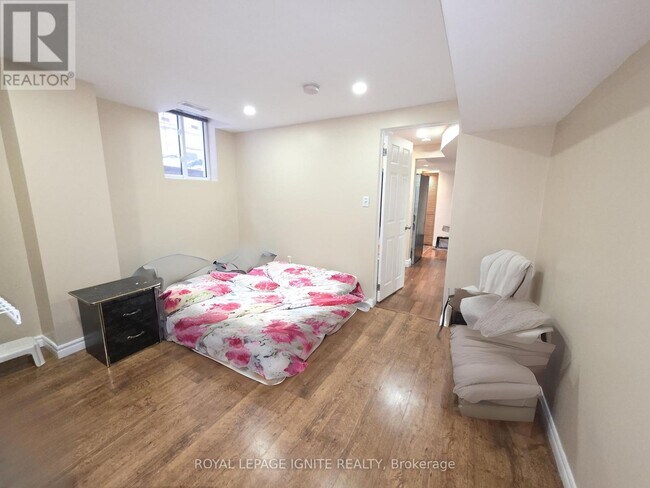 Photo du bâtiment - 54 Harley Dr