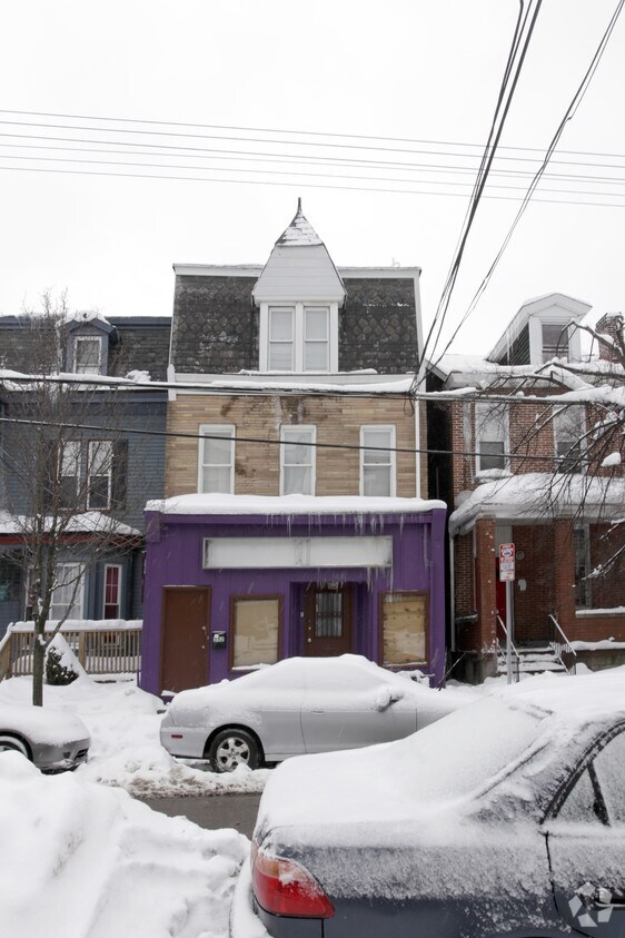 Foto del edificio - 352 Atwood St