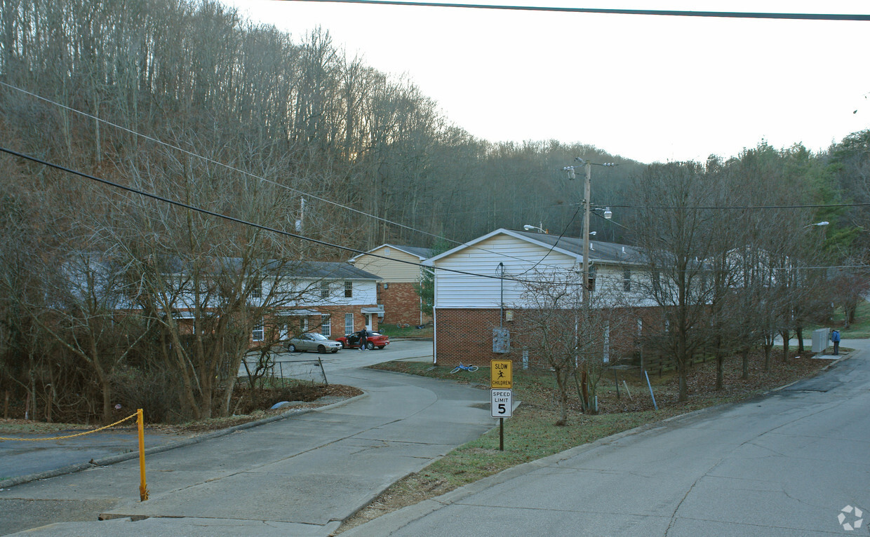 Building Photo - Mary Lane Estates