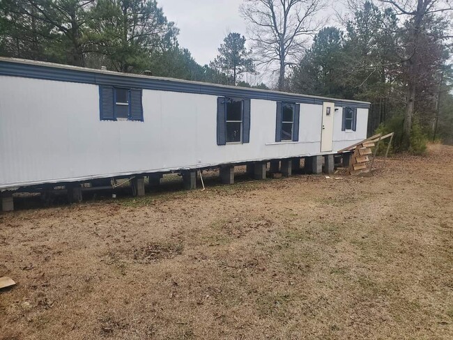 Building Photo - 415 Diamond Ln
