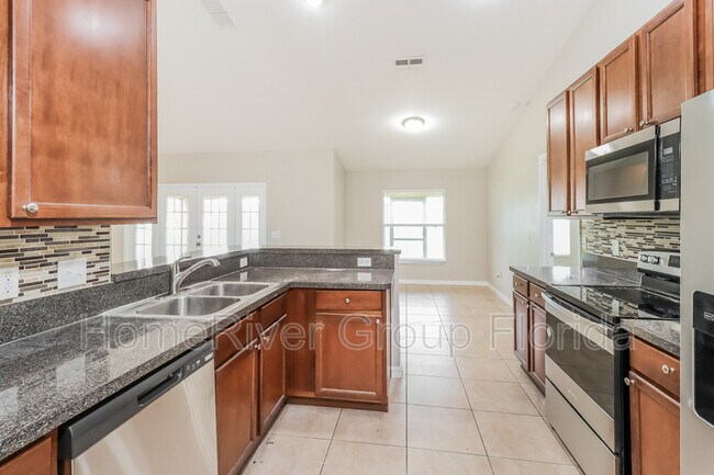 Building Photo - 114 Majestic Gardens Ct