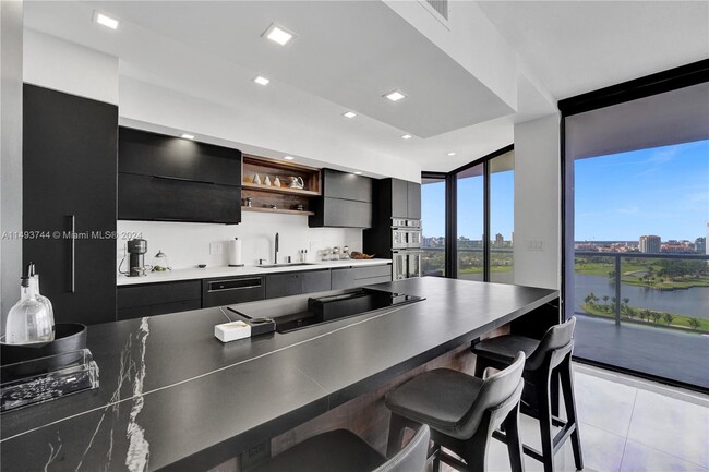 Building Photo - 20281 E Country Club Dr