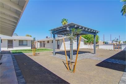 Building Photo - 2012 S Granada Dr