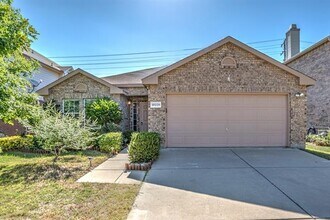 Building Photo - 10228 Sourwood Dr