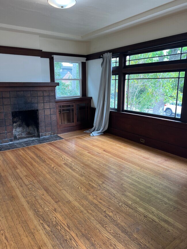 Foto del edificio - 2339 Ellsworth St