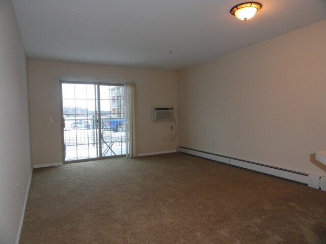 Foto del edificio - 17073 Adelmann St SE