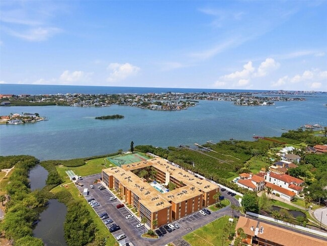 Foto del edificio - 12760 Indian Rocks Rd