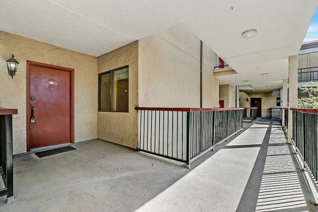 Building Photo - 2200 Agnew Rd