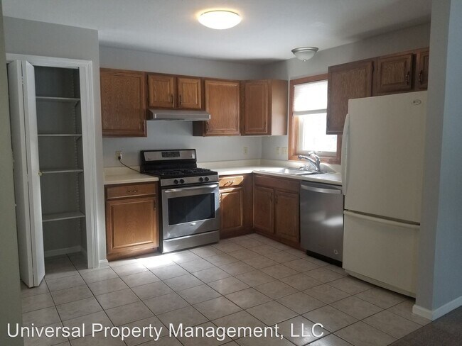 Foto del edificio - 329 Old Lake Shore Rd