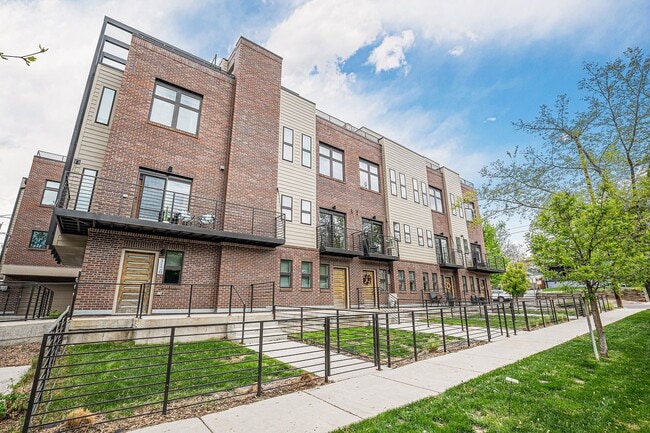 Experience Elevated Living at Dominic Row - Experience Elevated Living at Dominic Row Townhome