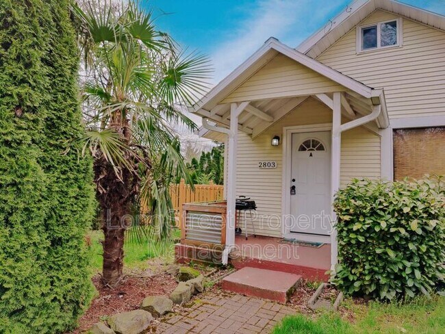 Building Photo - 2803 SE 87th Ave