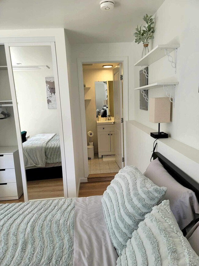 Foto del edificio - 825 Calle de Arboles