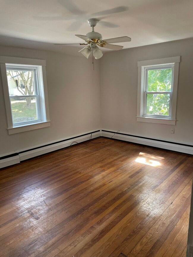 Bedroom 1 - 31 Center St
