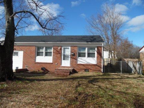 Building Photo - 1541 Grove St