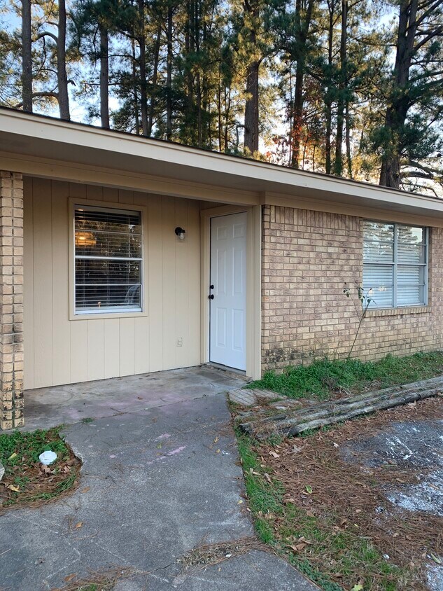 Foto principal - 106 Texas Ave