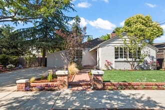 Building Photo - 1460 Latham St