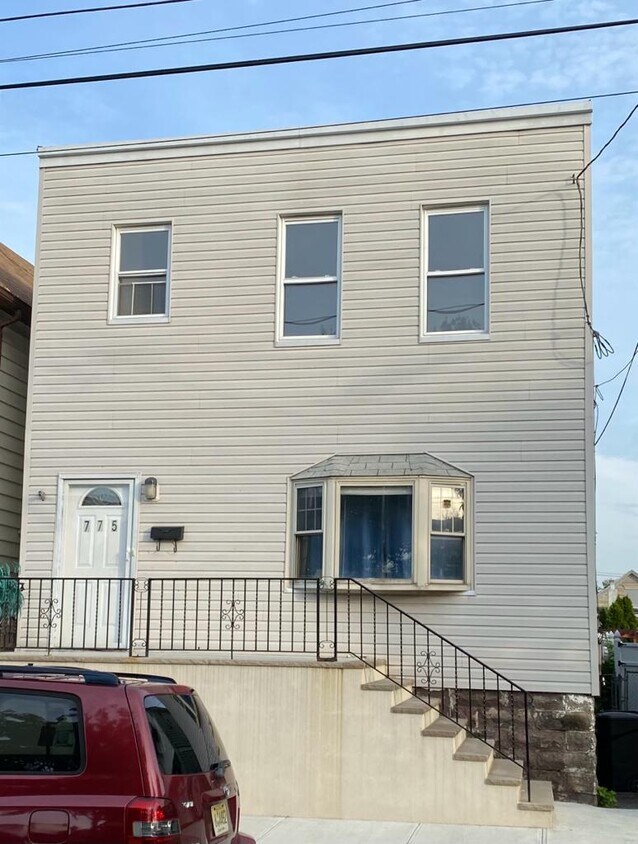 775 7th St, Secaucus, NJ 07094 House Rental in Secaucus, NJ