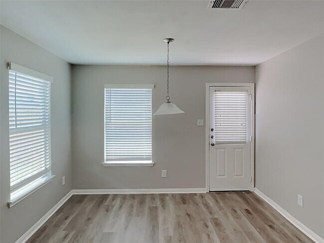 Building Photo - 21419 Partha Way