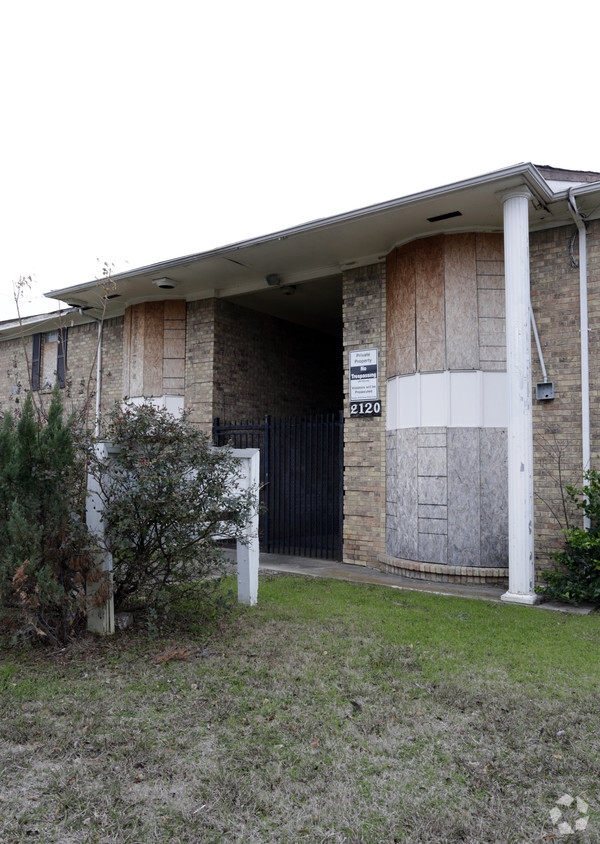 Building Photo - Joseph E. Lockridge Apartments