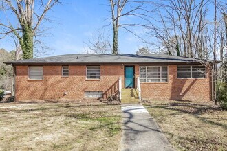 Building Photo - 2658 Riggs Dr