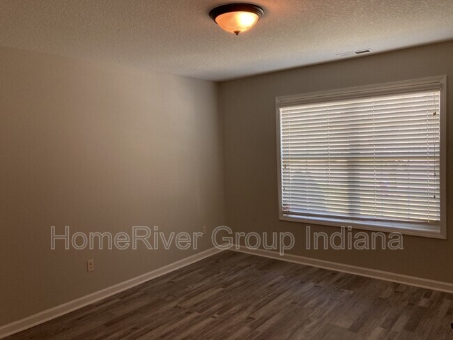 Building Photo - 12102 Shearwater Run