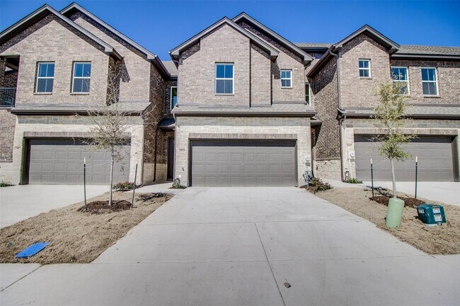 2421 Ash Ln, Dallas, TX 75215 Condo for Rent in Dallas
