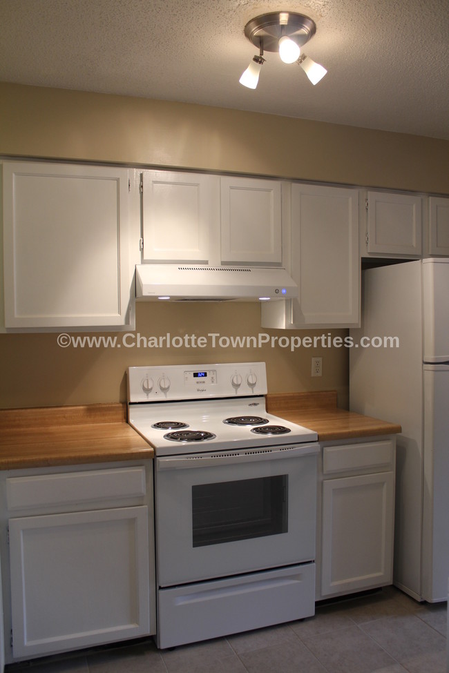 Building Photo - 6115 Heathstone Ln