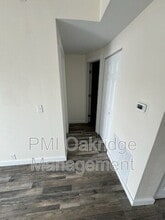 Building Photo - 167 Bevonne Ct