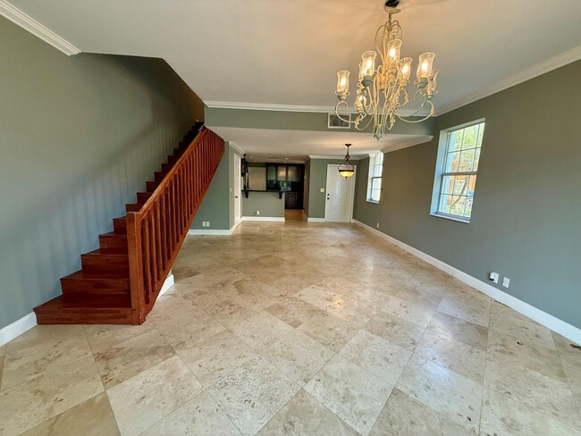 Building Photo - 1402 Veracruz Ln