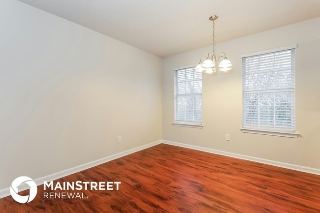 Foto del edificio - 1220 Misty Meadows Ln