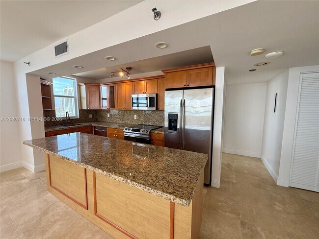 Foto del edificio - 770 Claughton Island Dr