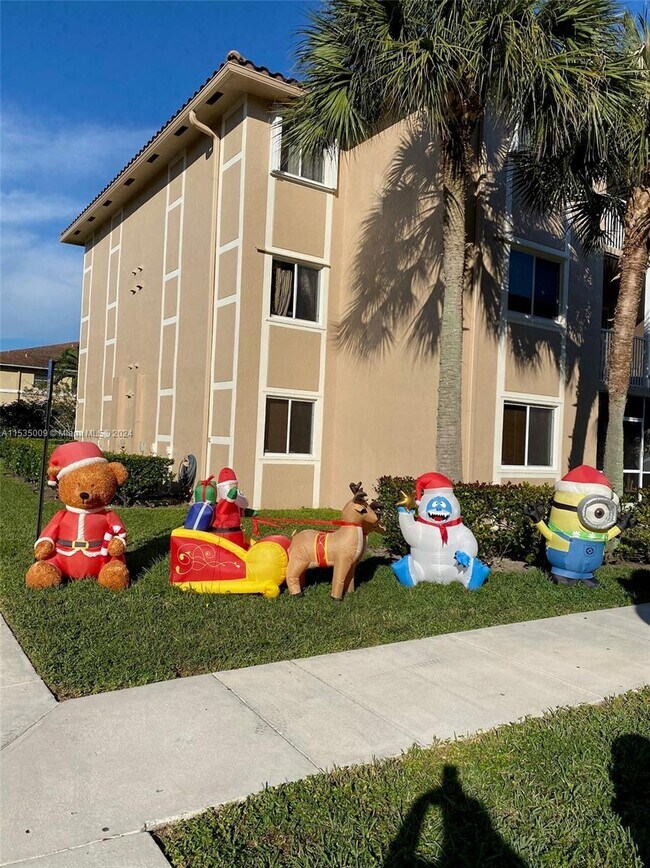 Foto del edificio - 10139 W Atlantic Blvd