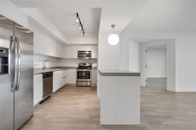 Foto del edificio - 1500 Bay Rd