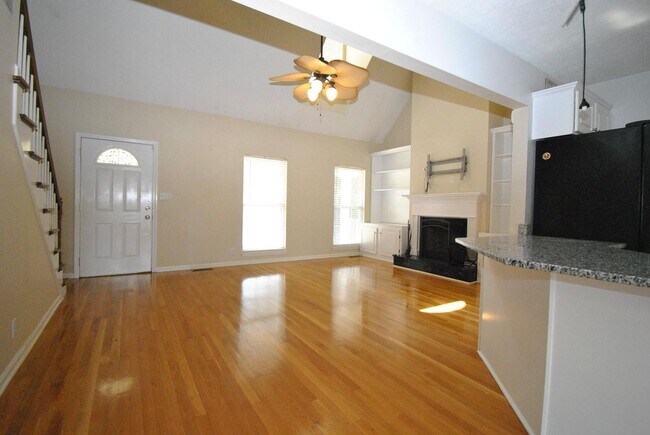 Building Photo - 5307 Silver Wing Blvd