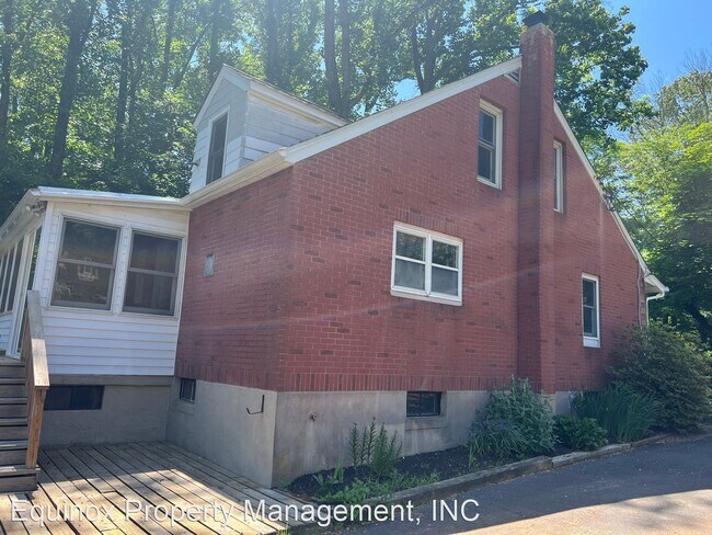 Building Photo - 3 br, 1 bath House - 81 Dickert Road